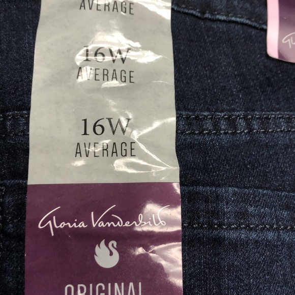 Gloria Vanderbilt® Amanda Classic Fit Tapered Leg - Picture 6 of 6